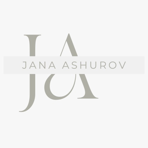 Logo Hochzeitsfotografin Familienfotografin Hamburg - Jana Ashurova - Die Erinnerungsmacherin