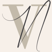 Logo Nathalie Voigt Babybauch Fotografie Familienfotografin
