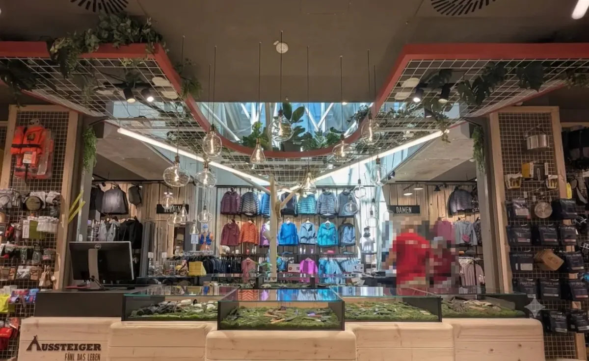 clothing-store-interior-der-aussteiger