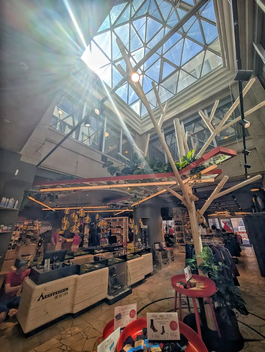 store-interior-der-aussteiger