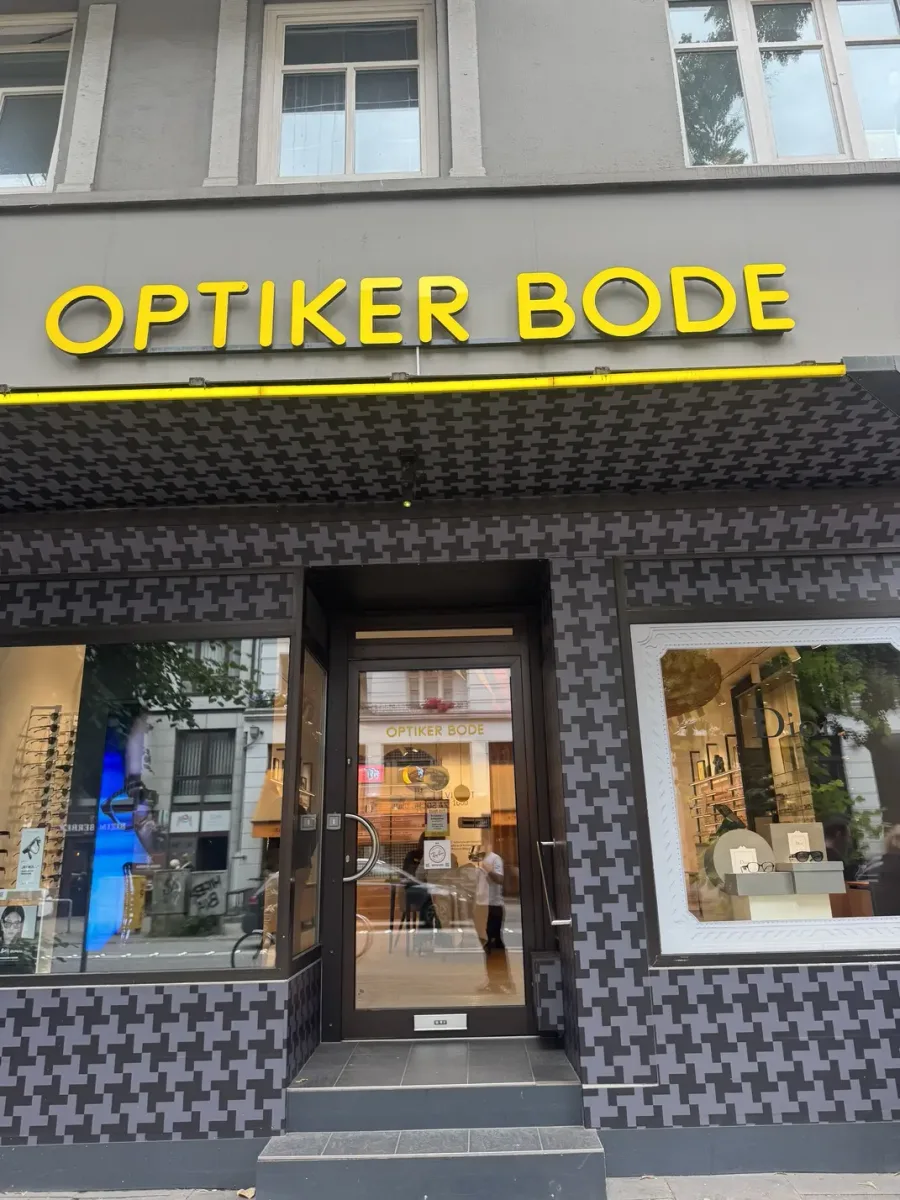 store-exterior-optiker-bode